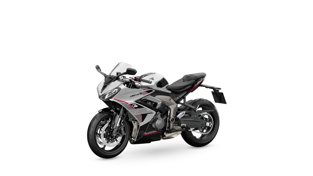 Daytona_660_MY26_Aluminium_Silver_LHS_Front_Angle
